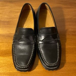 Cole Haan Black Leather Loafer size 7 B